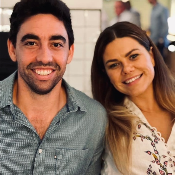 Meet your Posher, Laura - Picture 1 of 1